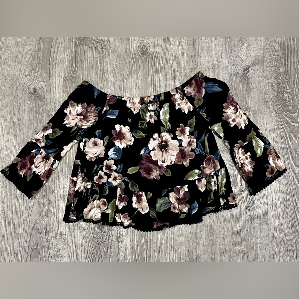 Floral top